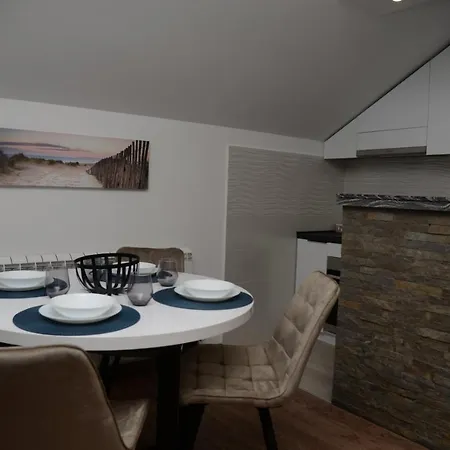 Apartment Lilien Airport