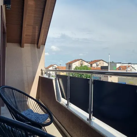 Апартаменты Lilien Airport *